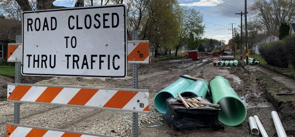 Road Closed to Thru Traffic sign with construction on Annapolis Street in West St. Paul.